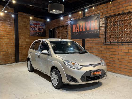 FORD FIESTA 1.6 MPI CLASS HATCH 8V FLEX 4P MANUAL